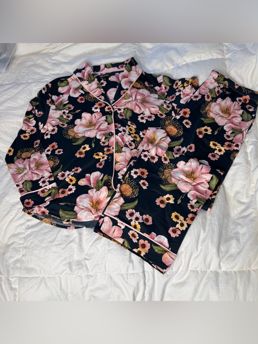 Women’s Room Service 2PC Floral Long Sleeve Lounge Pajama Set Large Soft
